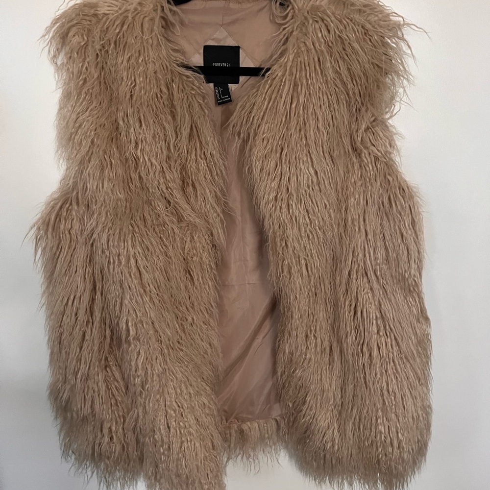 Forever 21 Beige Faux Fur Vest